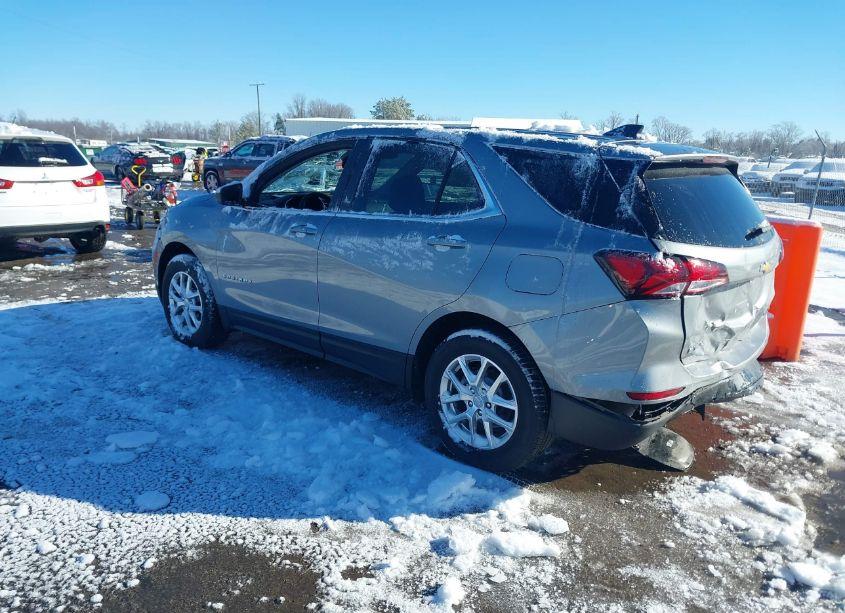 Photo 3 of 2024 Chevrolet Equinox AWD LT (VIN 3GNAXUEG5RL353080)