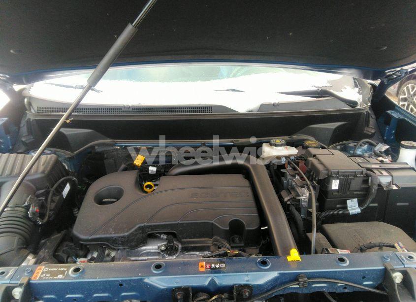 Photo 10 of 2024 Chevrolet Equinox (VIN 3GNAXUEG6RL240240)