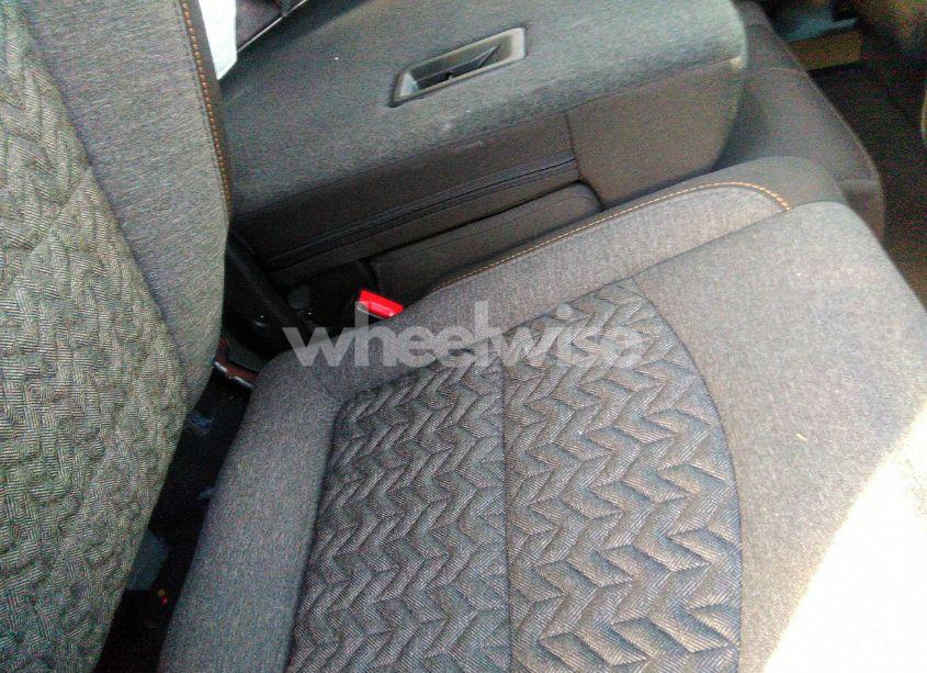 Photo 8 of 2024 Chevrolet Equinox (VIN 3GNAXUEG6RL240240)