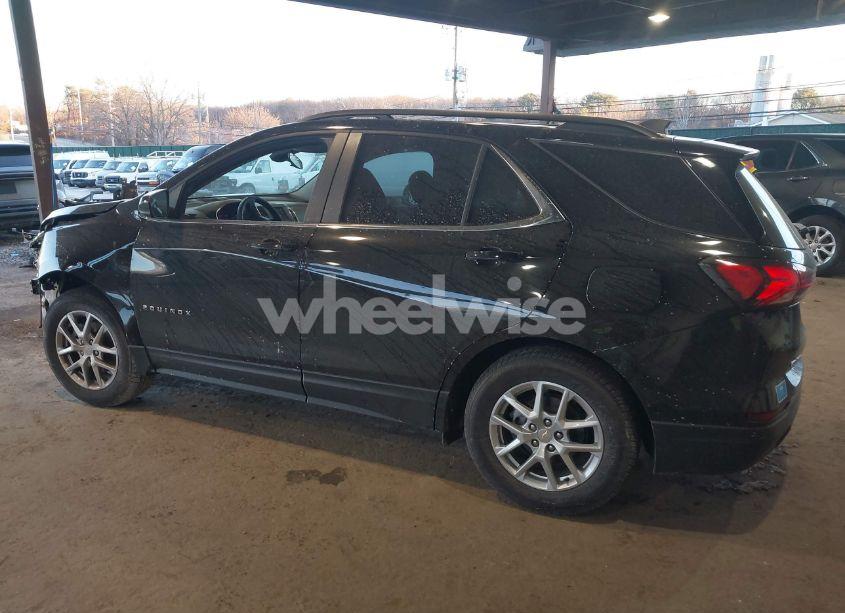 Photo 3 of 2024 Chevrolet Equinox AWD LT (VIN 3GNAXUEG6RL278731)