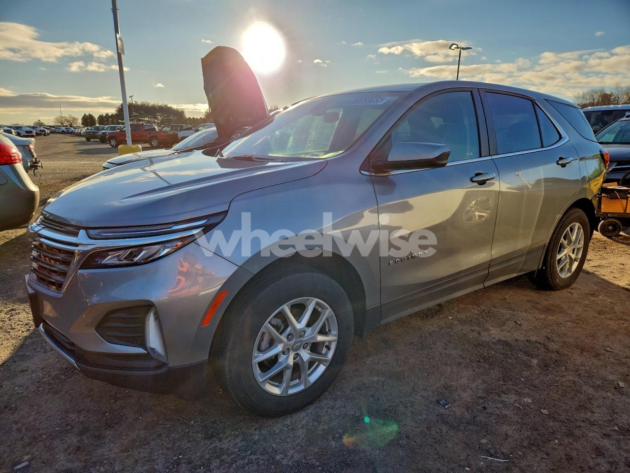 2024 CHEVROLET EQUINOX LT (VIN 3GNAXUEG6RL356893) main photo