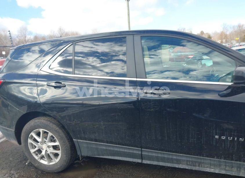 Photo 14 of 2023 Chevrolet Equinox AWD LT (VIN 3GNAXUEG7PL101957)