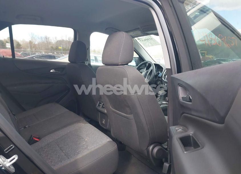 Photo 8 of 2023 Chevrolet Equinox AWD LT (VIN 3GNAXUEG7PL101957)