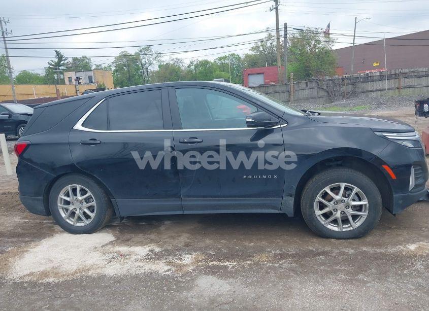 Photo 13 of 2023 Chevrolet Equinox AWD LT (VIN 3GNAXUEG7PL160250)