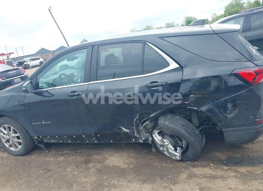 Photo 14 of 2023 Chevrolet Equinox AWD LT (VIN 3GNAXUEG7PL160250)