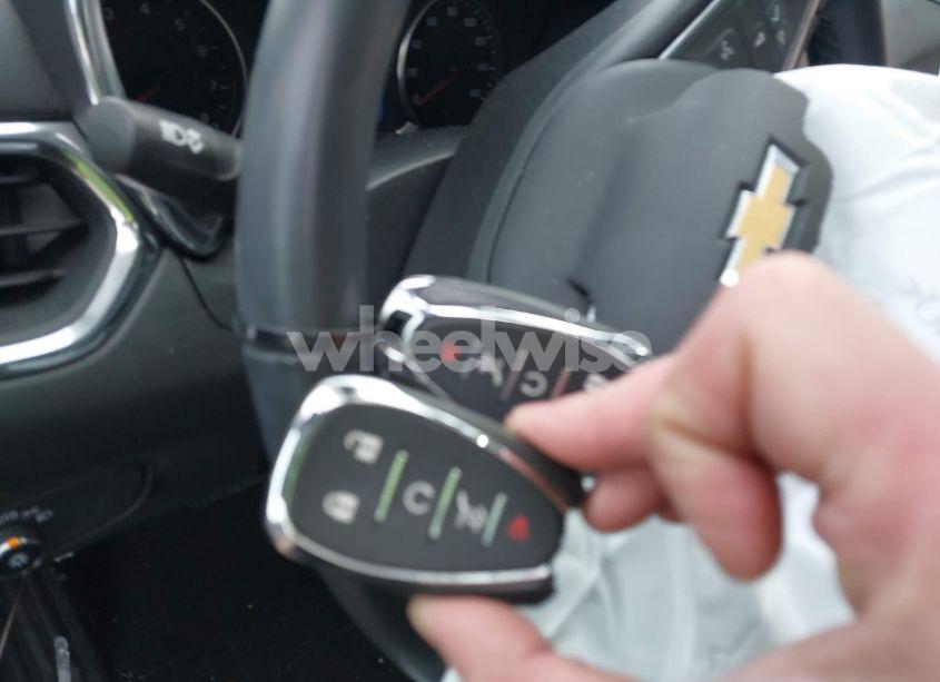 Photo 11 of 2023 Chevrolet Equinox AWD LT (VIN 3GNAXUEG7PL170163)