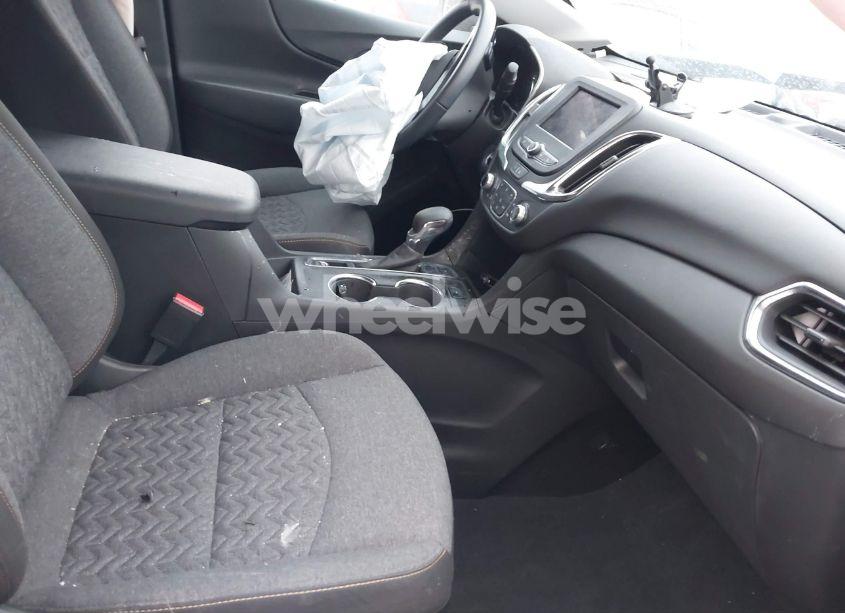 Photo 5 of 2023 Chevrolet Equinox AWD LT (VIN 3GNAXUEG7PL170163)