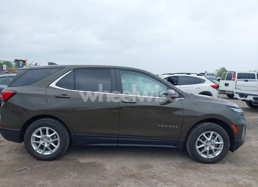Photo 13 of 2023 Chevrolet Equinox AWD LT (VIN 3GNAXUEG7PL175315)