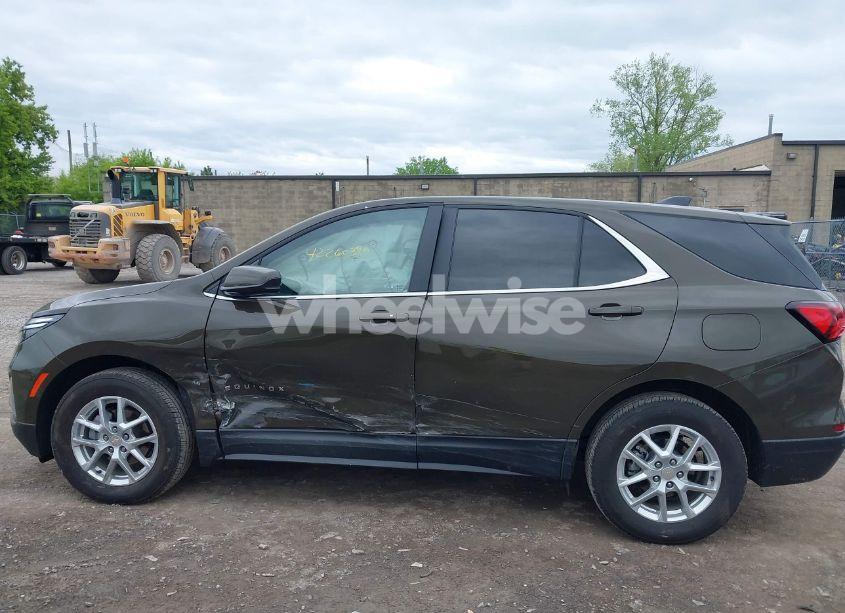 Photo 14 of 2023 Chevrolet Equinox AWD LT (VIN 3GNAXUEG7PL175315)