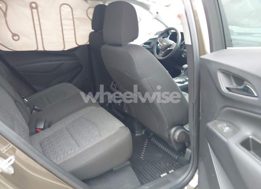 Photo 8 of 2023 Chevrolet Equinox AWD LT (VIN 3GNAXUEG7PL175315)