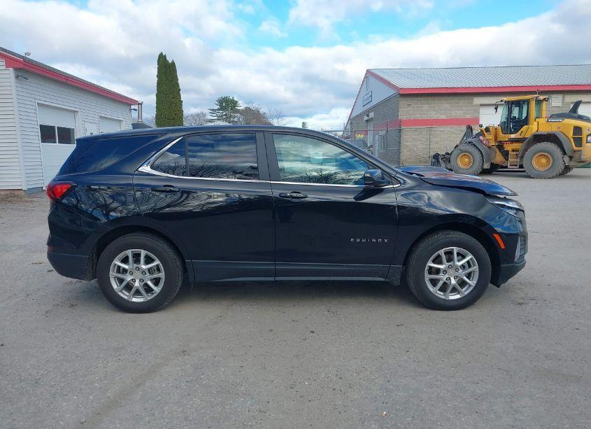 Photo 13 of 2023 Chevrolet Equinox AWD LT (VIN 3GNAXUEG7PL231897)