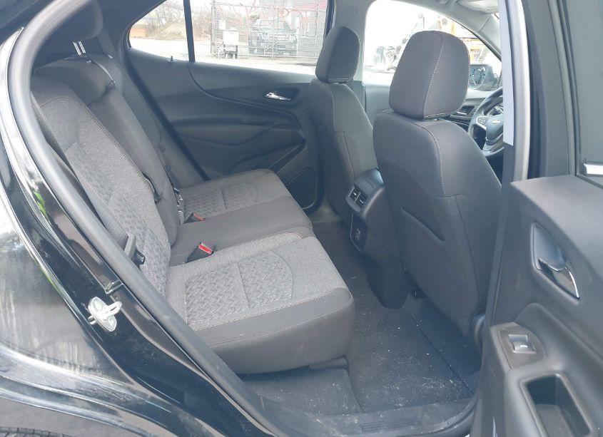 Photo 8 of 2023 Chevrolet Equinox AWD LT (VIN 3GNAXUEG7PL231897)