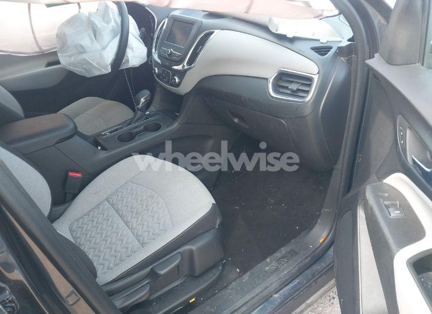 Photo 5 of 2023 Chevrolet Equinox AWD LT (VIN 3GNAXUEG7PS170928)