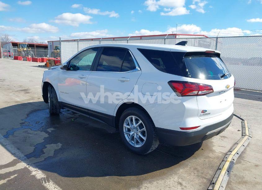 Photo 3 of 2024 Chevrolet Equinox AWD LT (VIN 3GNAXUEG7RL272971)