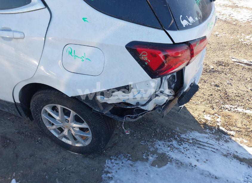 Photo 6 of 2024 Chevrolet Equinox AWD LT (VIN 3GNAXUEG7RS101952)