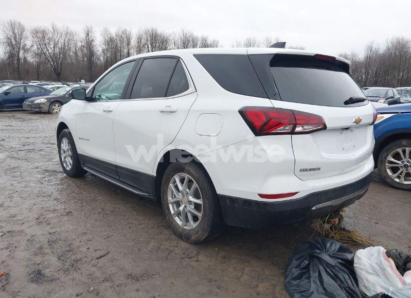 Photo 3 of 2024 Chevrolet Equinox AWD LT (VIN 3GNAXUEG7RS136409)
