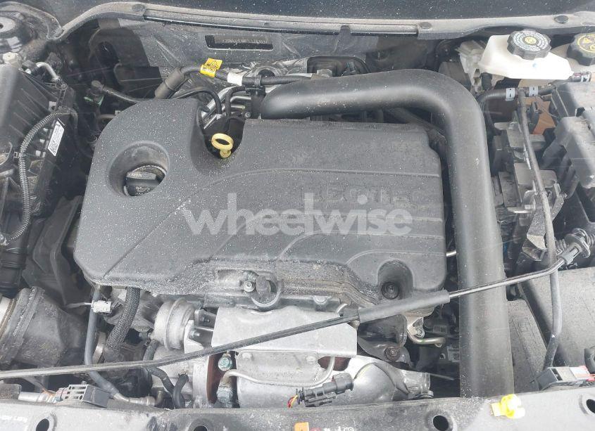 Photo 10 of 2023 Chevrolet Equinox AWD LT (VIN 3GNAXUEG9PL178393)