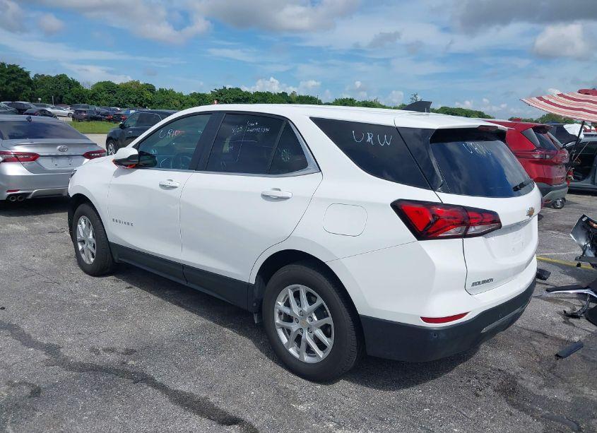 Photo 3 of 2024 Chevrolet Equinox AWD LT (VIN 3GNAXUEG9RL239812)