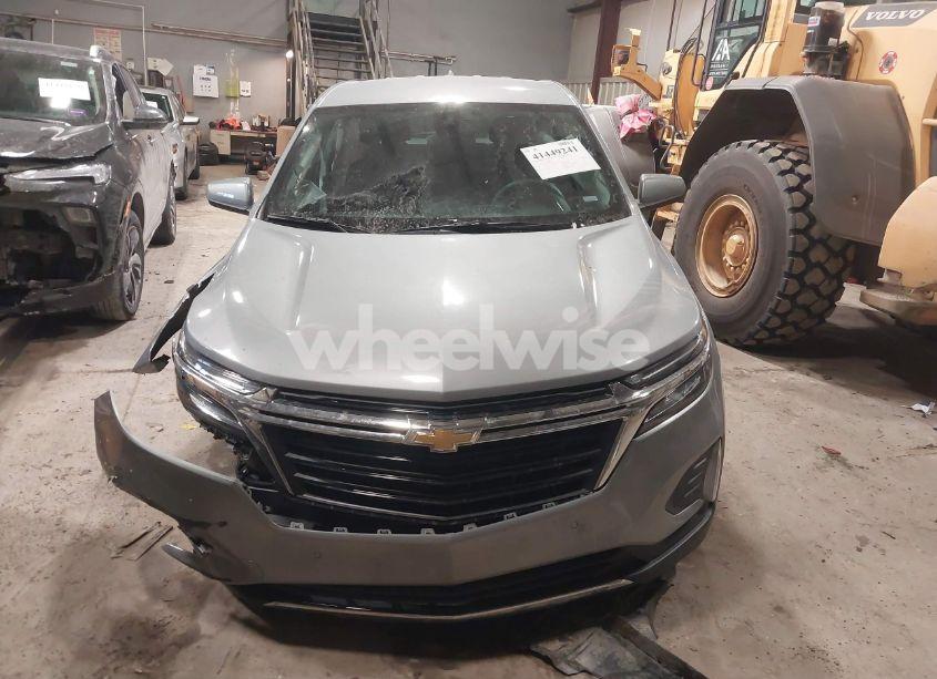 Photo 12 of 2024 Chevrolet Equinox AWD LT (VIN 3GNAXUEG9RL246257)