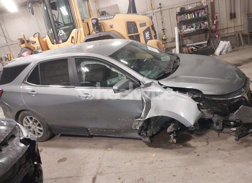 Photo 13 of 2024 Chevrolet Equinox AWD LT (VIN 3GNAXUEG9RL246257)