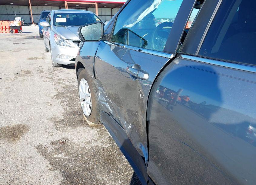 Photo 18 of 2024 Chevrolet Equinox AWD LT (VIN 3GNAXUEG9RS206976)