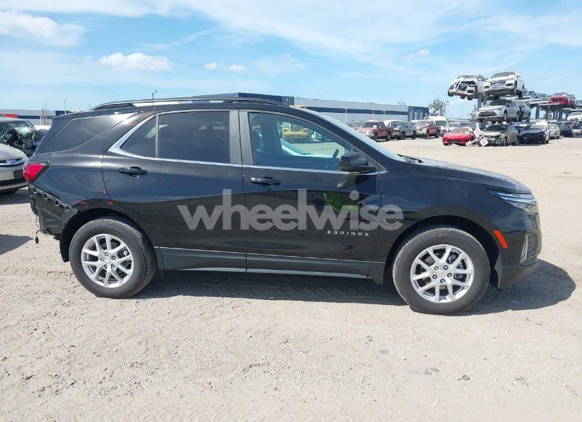 Photo 14 of 2023 Chevrolet Equinox AWD LT (VIN 3GNAXUEGXPL157620)
