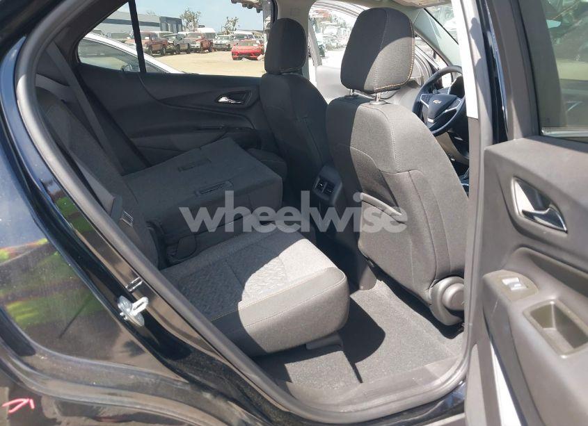 Photo 8 of 2023 Chevrolet Equinox AWD LT (VIN 3GNAXUEGXPL157620)