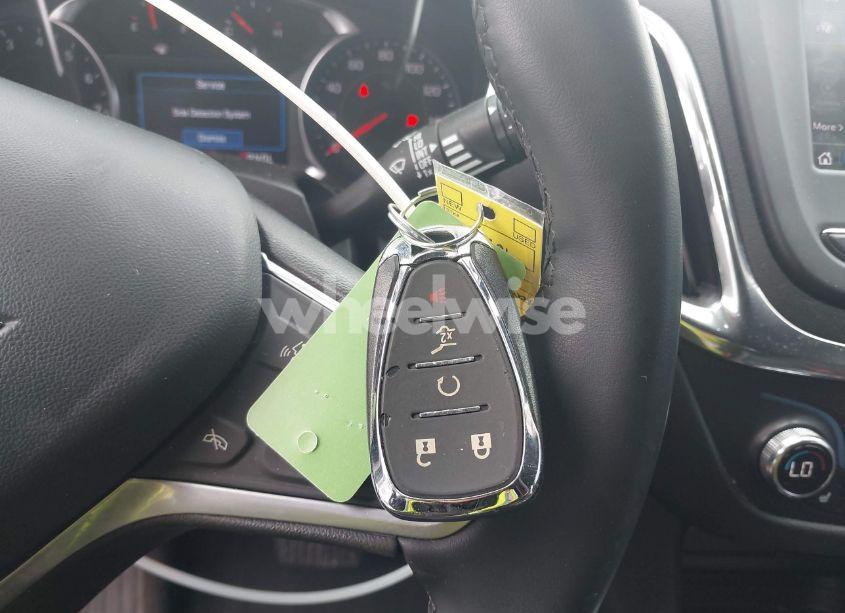 Photo 11 of 2023 Chevrolet Equinox AWD LT (VIN 3GNAXUEGXPS189604)