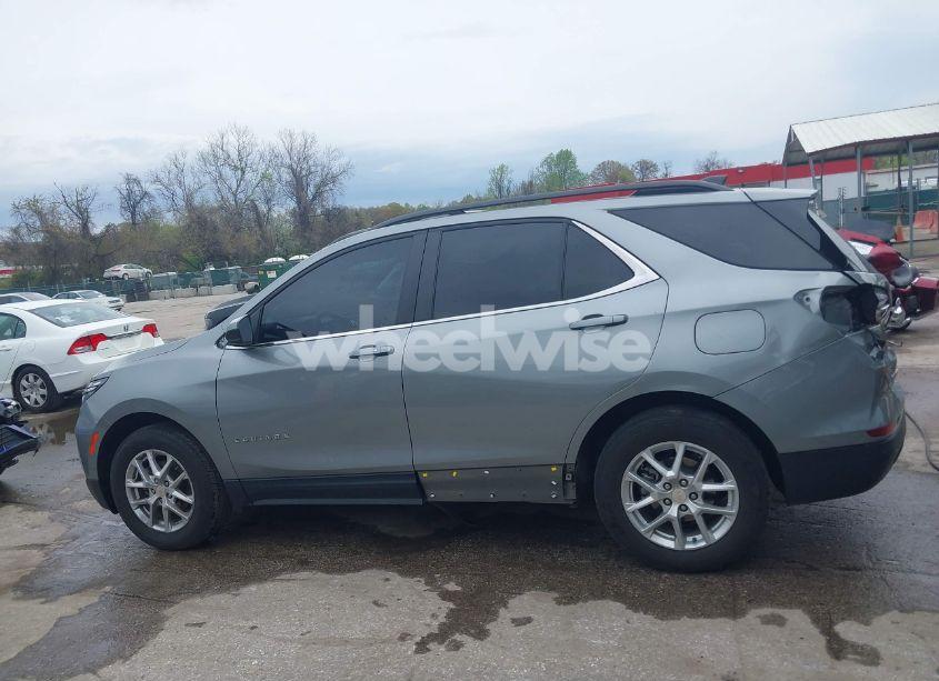 Photo 15 of 2023 Chevrolet Equinox AWD LT (VIN 3GNAXUEGXPS189604)