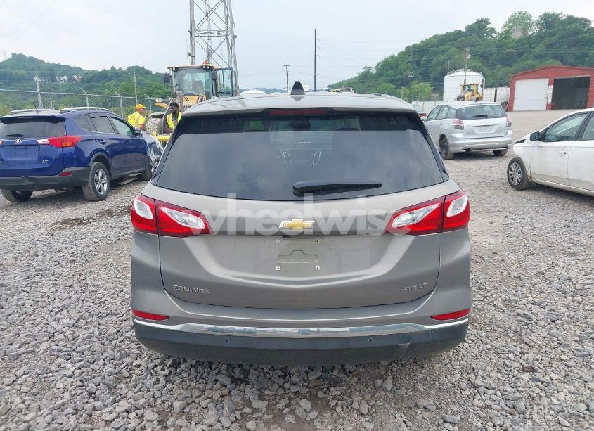 Photo 17 of 2019 Chevrolet Equinox LT (VIN 3GNAXUEV0KS536851)
