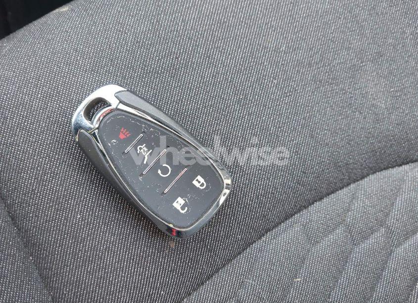 Photo 11 of 2019 Chevrolet Equinox LT (VIN 3GNAXUEV0KS553729)