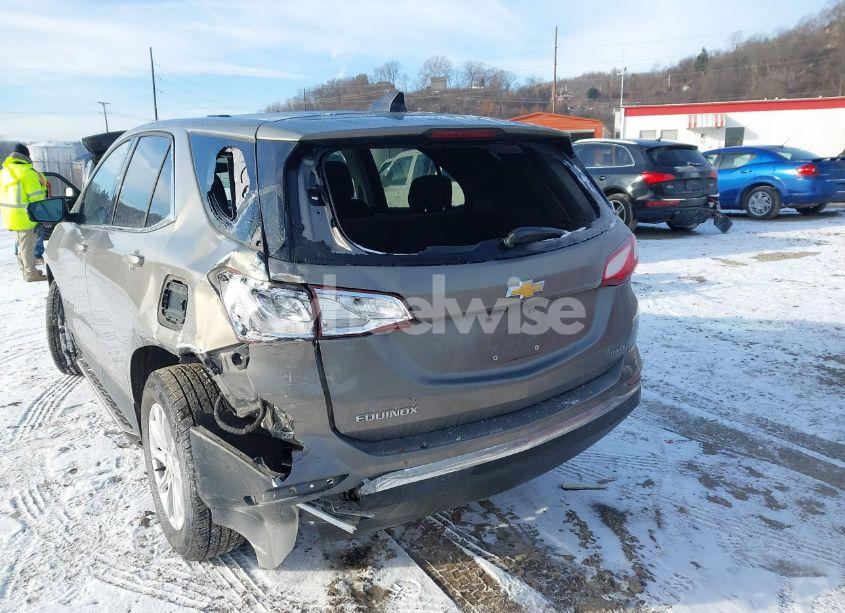 Photo 6 of 2019 Chevrolet Equinox LT (VIN 3GNAXUEV0KS553729)