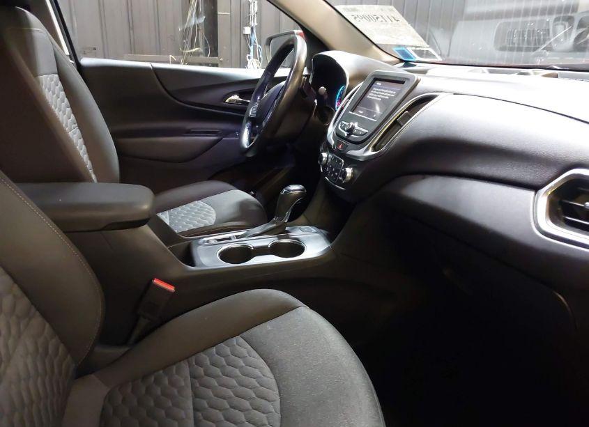 Photo 5 of 2019 Chevrolet Equinox LT (VIN 3GNAXUEV0KS616036)