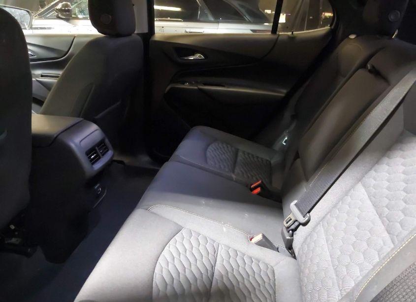 Photo 8 of 2019 Chevrolet Equinox LT (VIN 3GNAXUEV0KS616036)