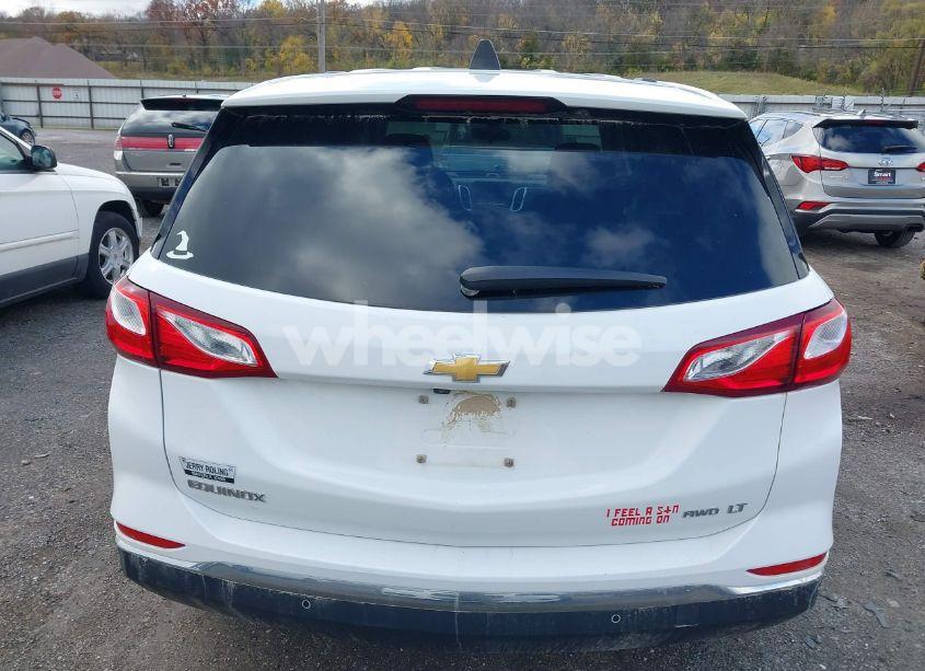 Photo 16 of 2019 Chevrolet Equinox LT (VIN 3GNAXUEV0KS674762)