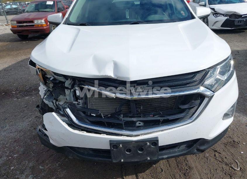 Photo 6 of 2019 Chevrolet Equinox LT (VIN 3GNAXUEV0KS674762)