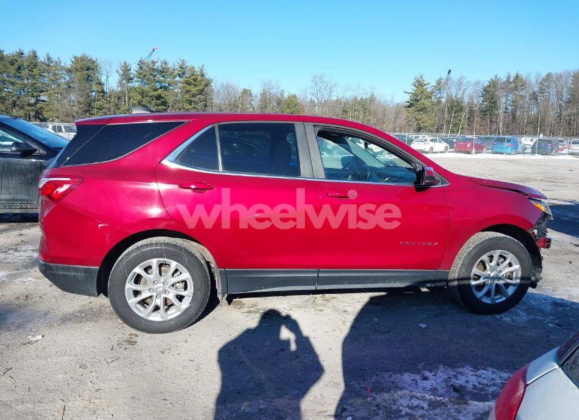 Photo 13 of 2021 Chevrolet Equinox AWD LT (VIN 3GNAXUEV0ML310578)