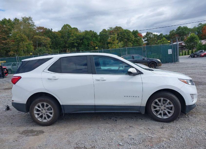 Photo 13 of 2021 Chevrolet Equinox AWD LT (VIN 3GNAXUEV0MS126862)
