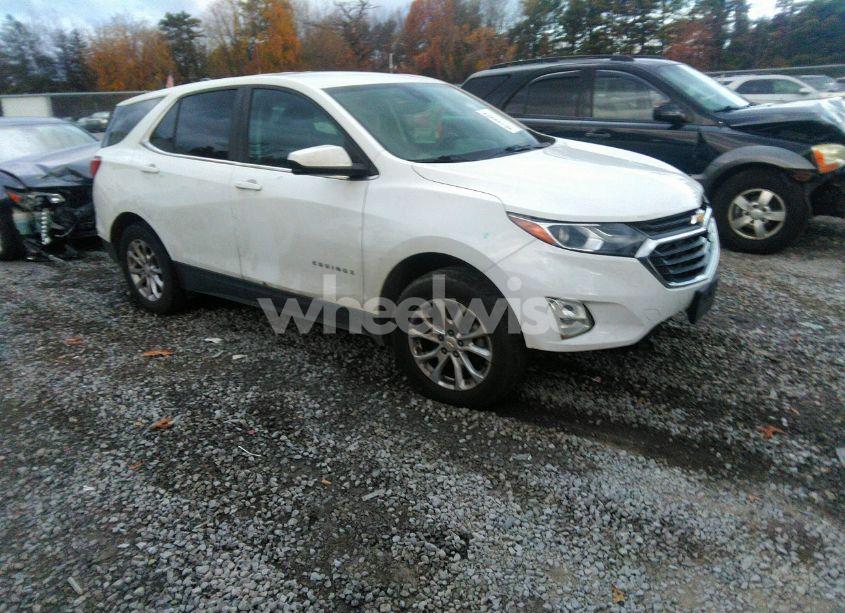 2021 Chevrolet Equinox AWD LT (VIN 3GNAXUEV0MS136453) main photo