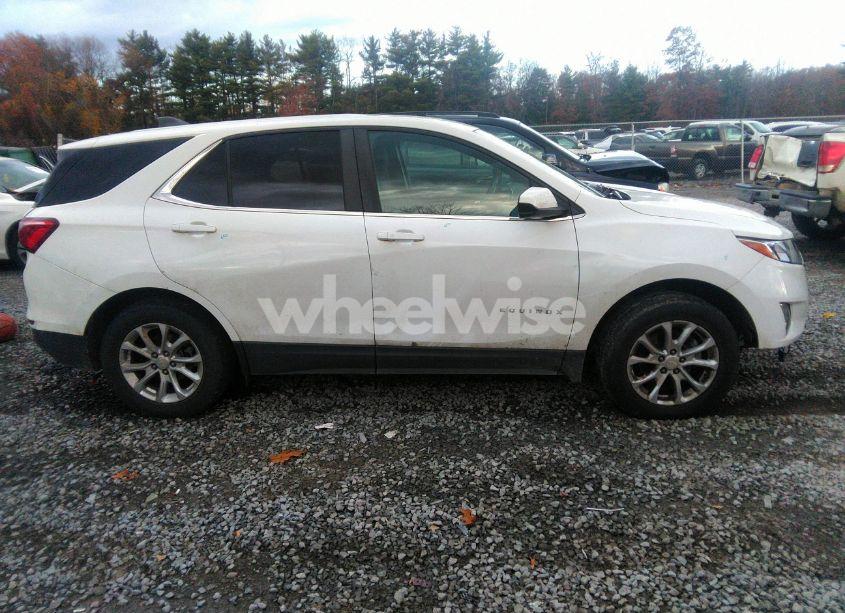 Photo 13 of 2021 Chevrolet Equinox AWD LT (VIN 3GNAXUEV0MS136453)