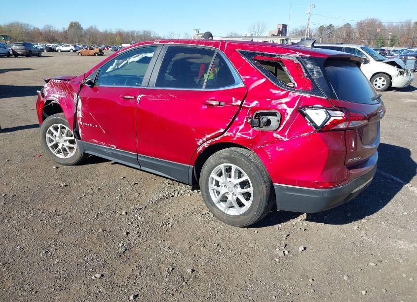 Photo 3 of 2022 Chevrolet Equinox AWD LT (VIN 3GNAXUEV0NL124900)