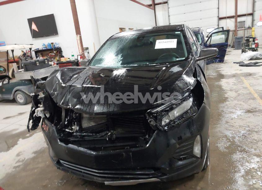 Photo 12 of 2022 Chevrolet Equinox AWD LT (VIN 3GNAXUEV0NL269662)