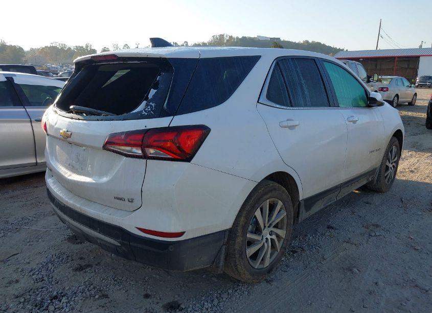 Photo 4 of 2022 Chevrolet Equinox AWD LT (VIN 3GNAXUEV0NL289569)