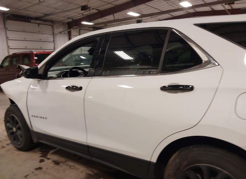 Photo 15 of 2019 Chevrolet Equinox LT (VIN 3GNAXUEV1KL207697)