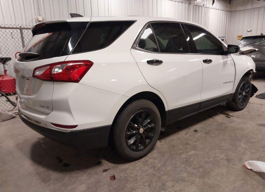 Photo 4 of 2019 Chevrolet Equinox LT (VIN 3GNAXUEV1KL207697)
