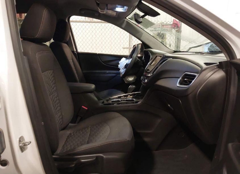 Photo 5 of 2019 Chevrolet Equinox LT (VIN 3GNAXUEV1KL207697)