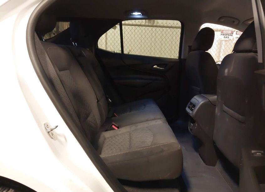 Photo 8 of 2019 Chevrolet Equinox LT (VIN 3GNAXUEV1KL207697)