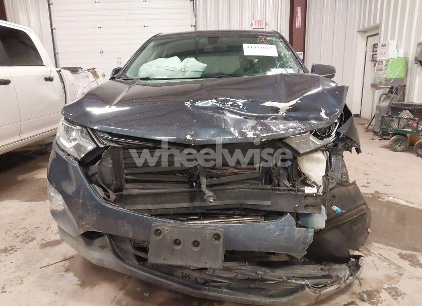 Photo 12 of 2019 Chevrolet Equinox LT (VIN 3GNAXUEV1KL234852)