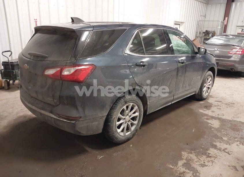Photo 4 of 2019 Chevrolet Equinox LT (VIN 3GNAXUEV1KL234852)