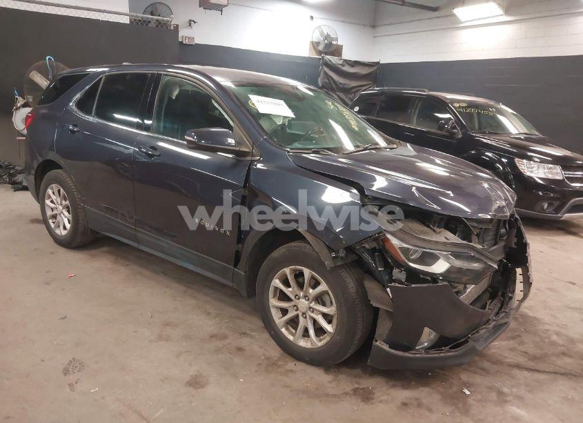 2019 Chevrolet Equinox LT (VIN 3GNAXUEV1KL286305) main photo